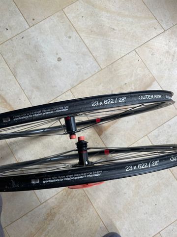 Used Fulcrum Racing 700DB 2025 bike — image 6 of 7