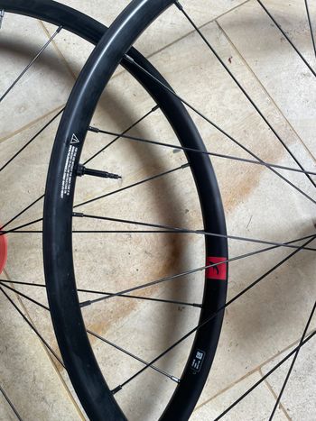 Brugt Fulcrum Racing 700DB 2025 bike — billede 3 af 7