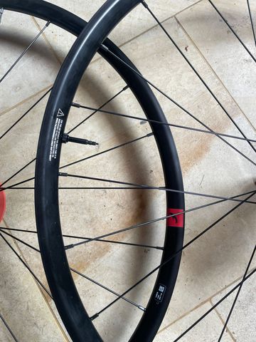 Used Fulcrum Racing 700DB 2025 bike — image 3 of 7