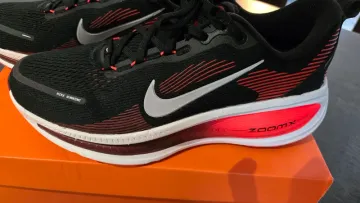 Gebrauchtes Nike Vomero 18 Running Shoes