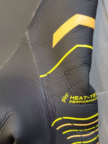 Used zone3 Aspect Thermal Wetsuit 2023 bike — image 4 of 6