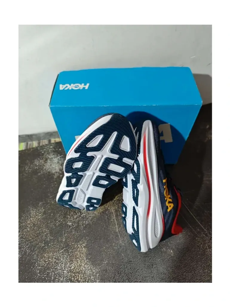 Gebrauchtes Hoka Running Shoes bike — Bild 4 von 6