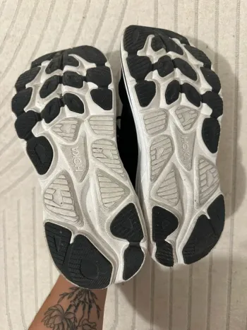 Hoka Clifton 10 bike d'occasion — image 6 sur 6