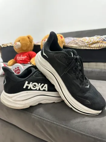 Hoka Clifton 10 Running Shoes d'occasion