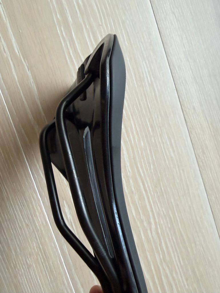 Brugt Syncros Tofino Regular 135 Saddle 2026 bike — billede 5 af 6