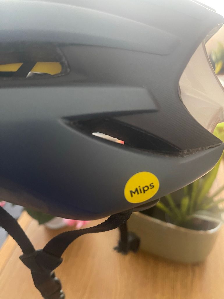Brugt MET Casco Helmet 2024 bike — billede 6 af 8