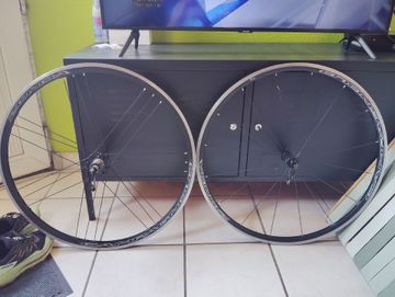 Brugt Campagnolo Zonda Wheels Wheels