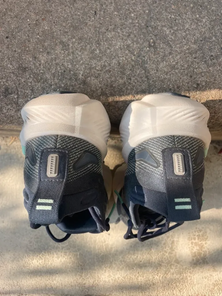 Used Brooks Glycerin 23 bike — image 3 of 5