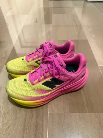 Used New Balance 1080 London Edition bike — image 3 of 12