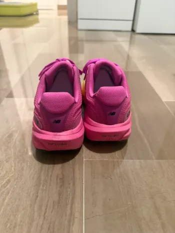 Used New Balance 1080 London Edition bike — image 4 of 12