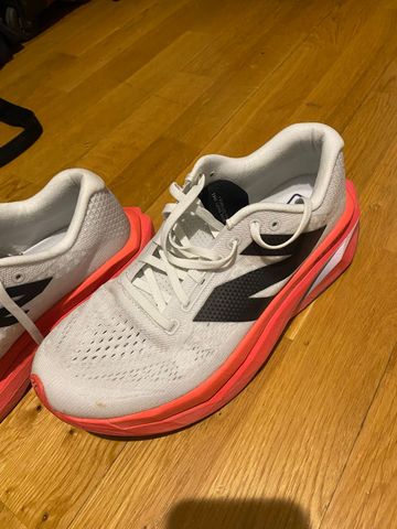 Gebrauchtes New Balance Supercomp Trainer v3 2025 Running Shoes