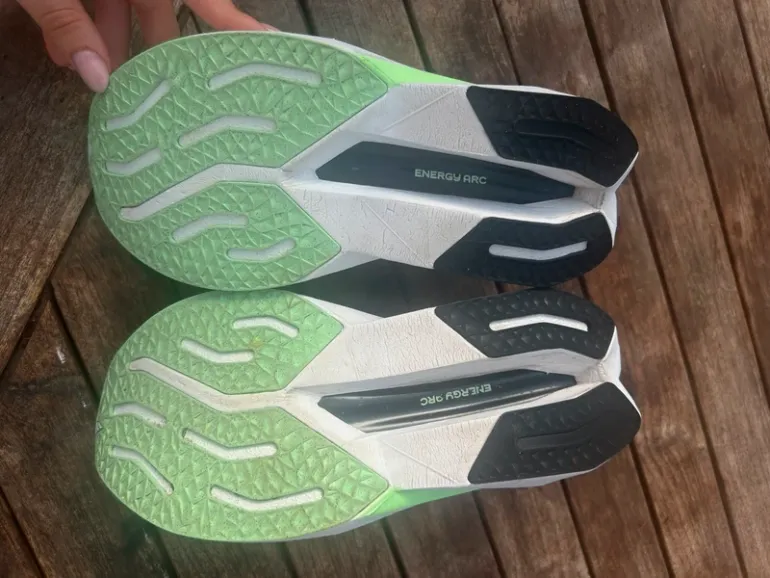 Použité New Balance FuelCell SuperComp Trainer v3 bike — obrázek 6 z 7