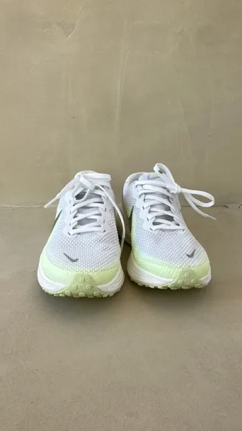 Used Nike Revolution 8 bike — image 3 of 6