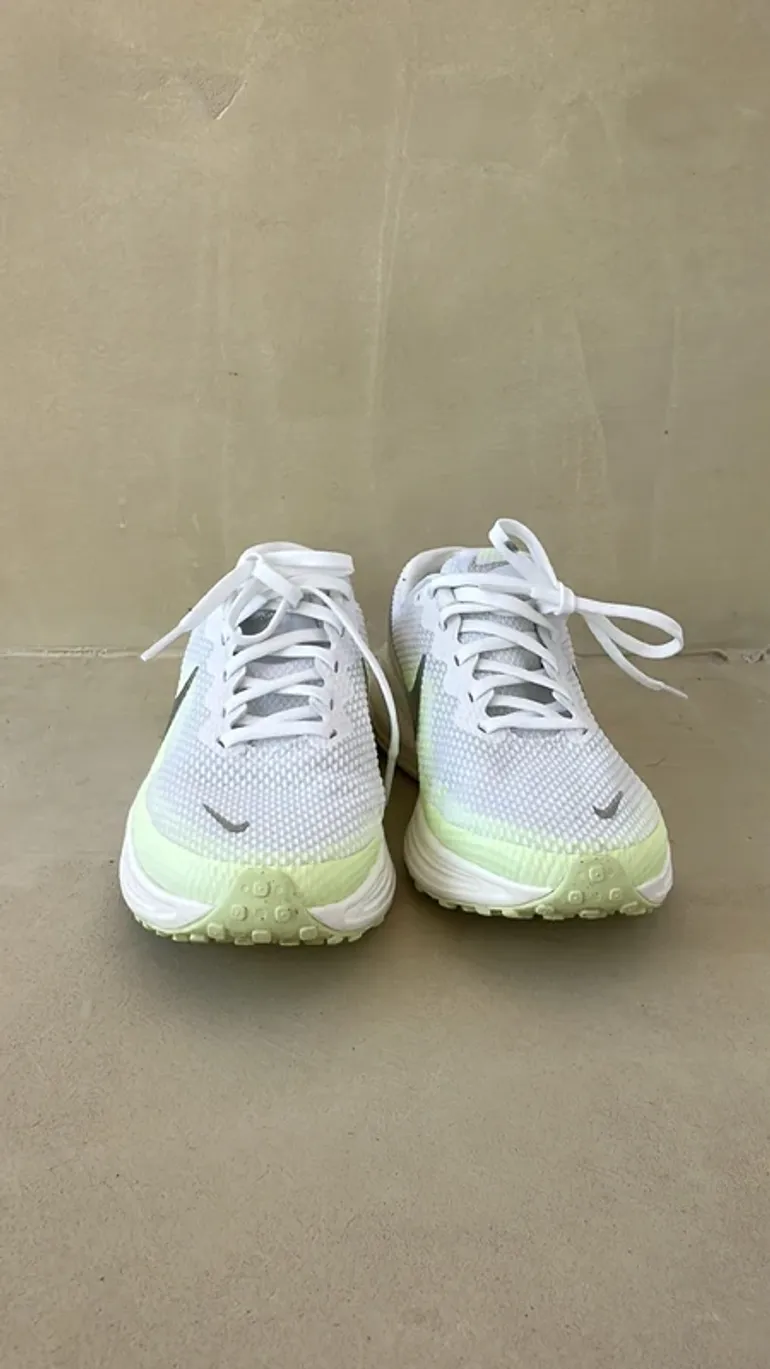 Used Nike Revolution 8 bike — image 3 of 6