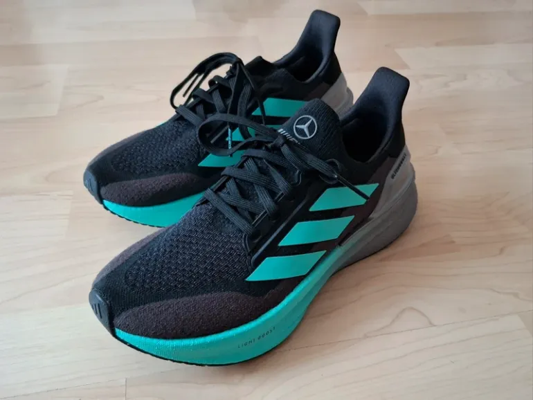 Adidas Ultraboost 5 bike usato — immagine 3 di 9