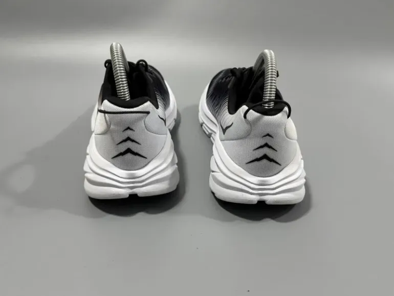 Used Hoka Rincon 3 bike — image 6 of 10