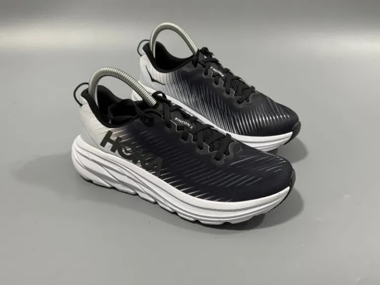 Used Hoka Rincon 3 bike — image 4 of 10