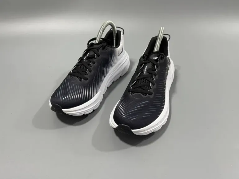 Used Hoka Rincon 3 bike — image 2 of 10