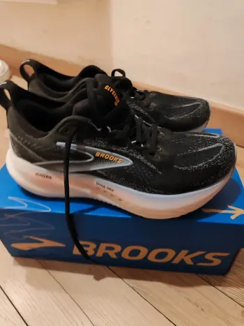 Brugt Brooks Glycerin 22 Running Shoes