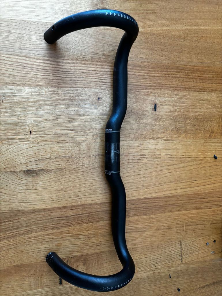 Specialized Hover Bar 2025 bike d'occasion — image 2 sur 3