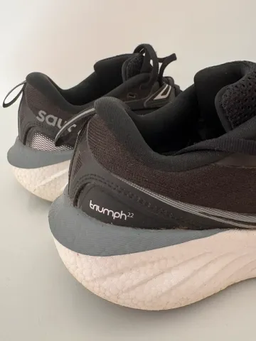 Gebrauchtes Saucony Triumph 22 bike — Bild 2 von 4