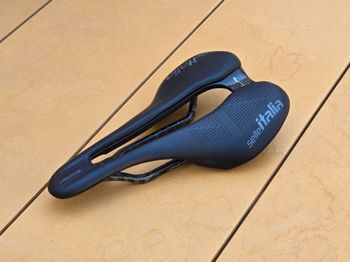 Tweedehands Selle Italia SLR Carbon Boost Superflow Saddles & Seatposts