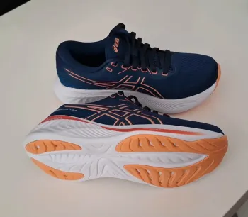 Asics Gel Stratus 4 bike de segunda mano — imagen 3 de 3
