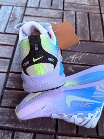 Käytetty Nike Vomero 18 bike — kuva 5 / 24