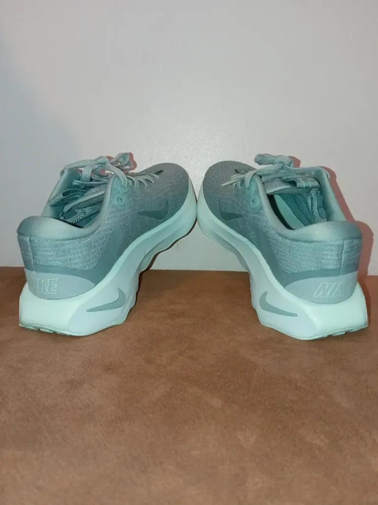 Used Nike Motiva bike — image 3 of 12