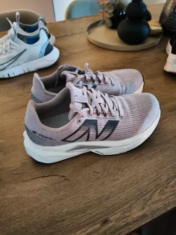 Used New Balance Shoes Running Shoes