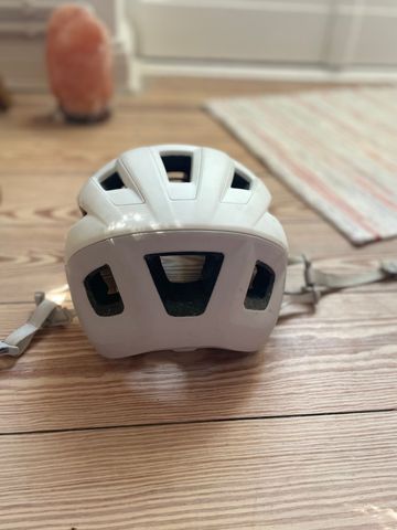 Used Specialized Search Helmet 2025 bike — image 4 of 6
