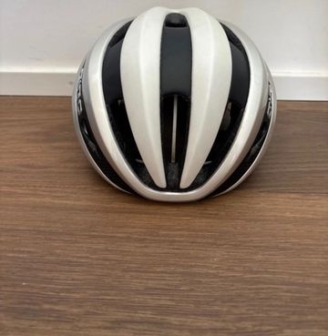 Used Giro Casque unisexe bike — image 2 of 6