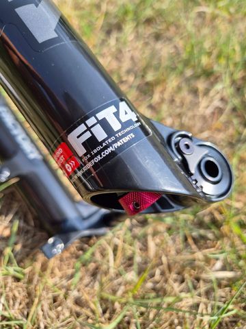 Używany Fox 34 Factory 2023 bike — zdjęcie 2 z 5