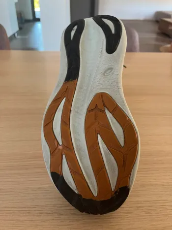 Used Asics Gel-Nimbus 27 bike — image 5 of 6