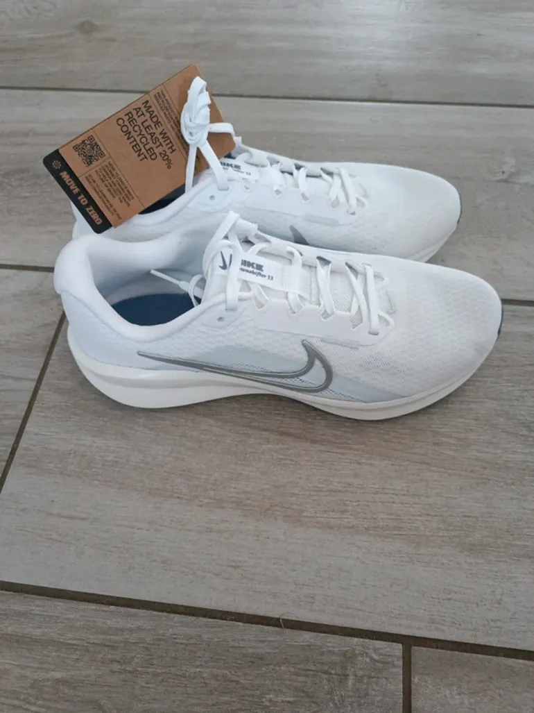 Used Nike Downshifter 13 bike — image 3 of 10