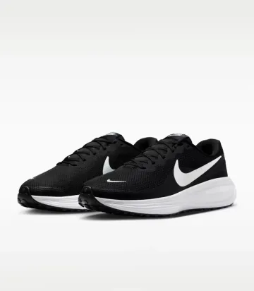 Nike Revolution 8 Running Shoes usato
