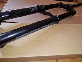 Brugt RockShox ZEB Fork 2026 bike — billede 10 af 25