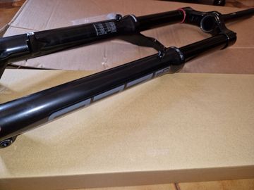 Tweedehands RockShox ZEB Fork 2026 bike — afbeelding 10 van 25