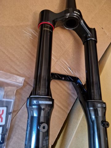 Tweedehands RockShox ZEB Fork 2026 bike — afbeelding 12 van 25