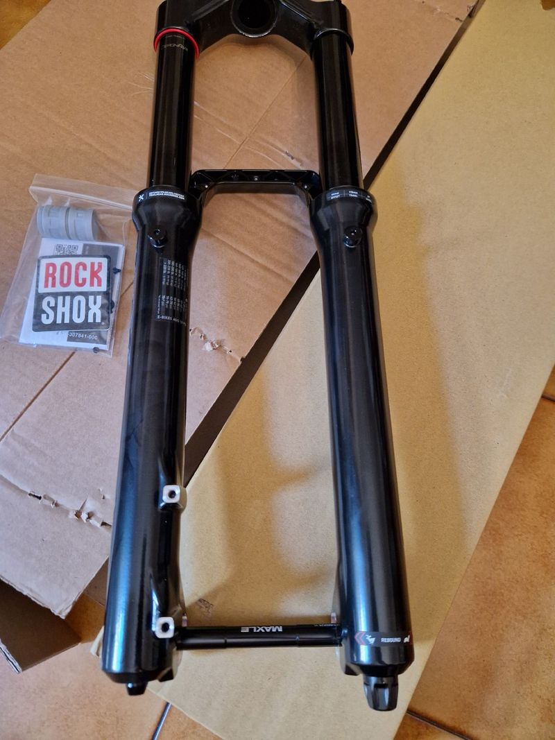 Tweedehands RockShox ZEB Fork 2026 bike — afbeelding 25 van 25