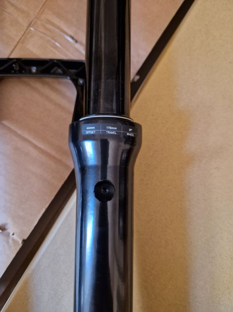 Tweedehands RockShox ZEB Fork 2026 bike — afbeelding 23 van 25