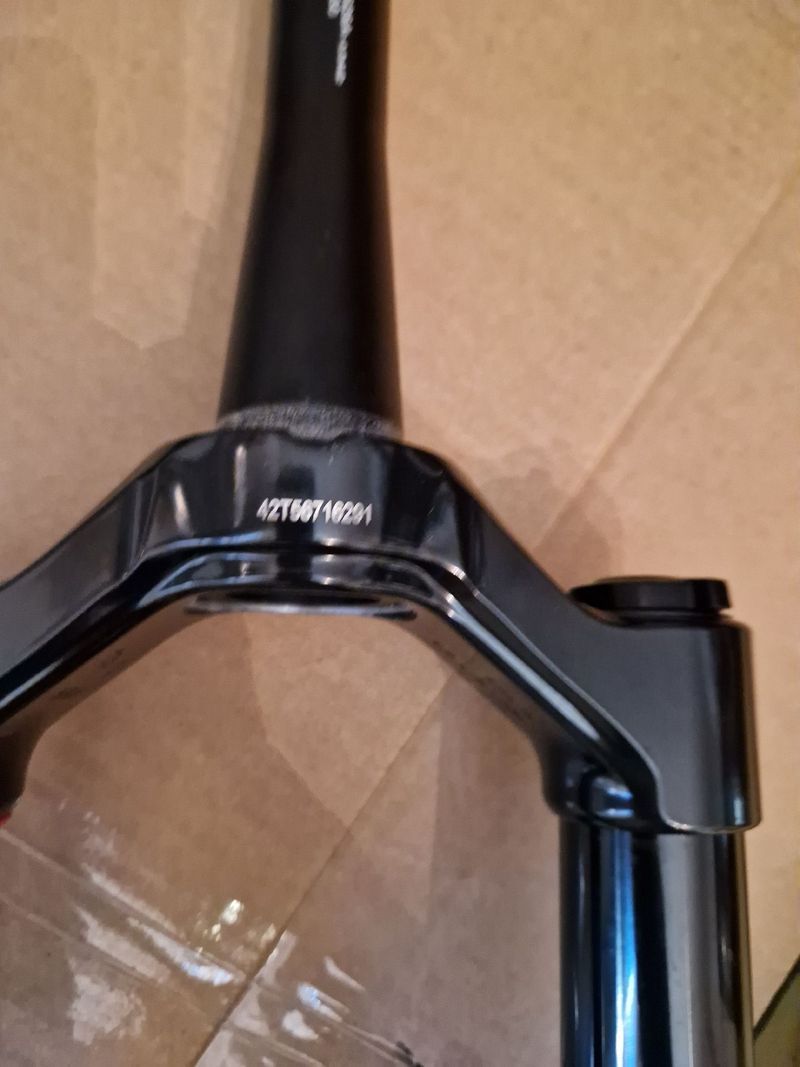 Tweedehands RockShox ZEB Fork 2026 bike — afbeelding 22 van 25