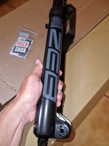 Tweedehands RockShox ZEB Fork 2026 bike — afbeelding 9 van 25