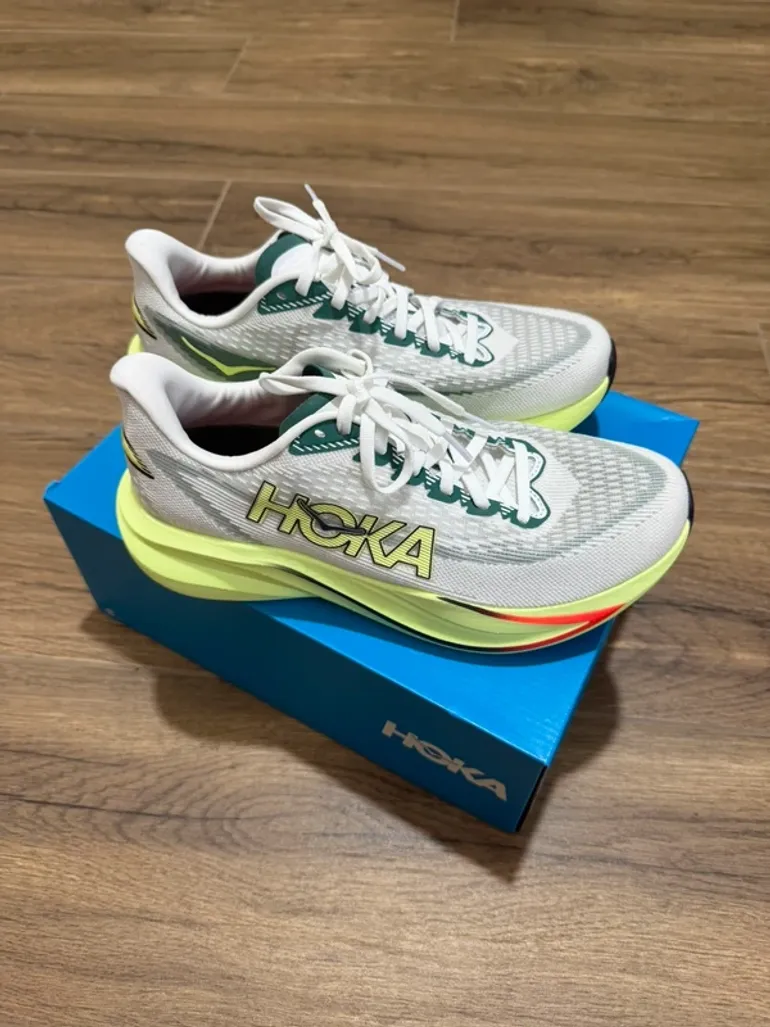 Used Hoka Scarpe da corsa bike — image 3 of 13