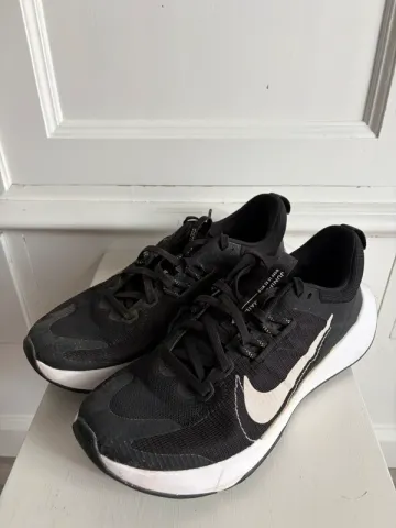 Nike Juniper Trail Running Shoes d'occasion