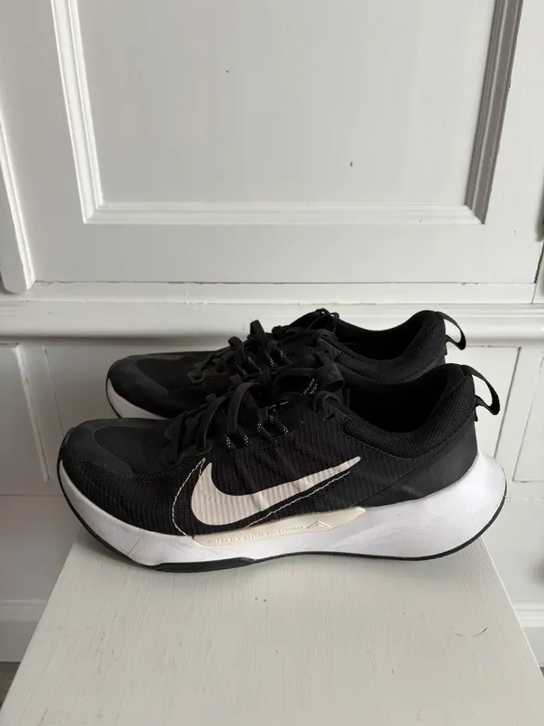 Używany Nike Juniper Trail bike — zdjęcie 3 z 15