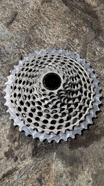 Käytetty Sram XX1 XG-1199 11 Speed Cassette 10-42t Drivetrain & Pedals