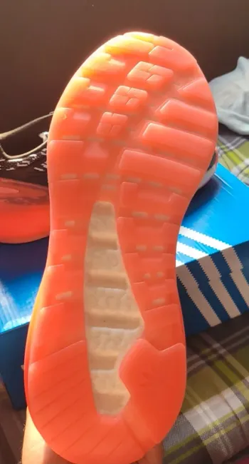 Used Adidas sneakers bike — image 4 of 7