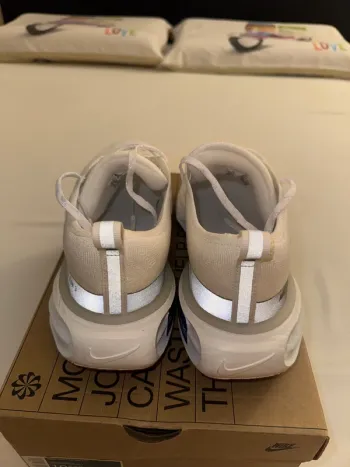 Gebrauchtes Nike ZoomX Invincible Run 3 bike — Bild 4 von 10