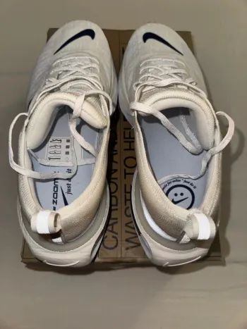 Gebrauchtes Nike ZoomX Invincible Run 3 bike — Bild 8 von 10